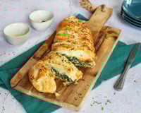 Tarte tressée aux épinards, feta et mozzarella