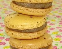 Une simple compotée au coeur du macaron, pour un résultat fort en banane et rien qu'à la banane !