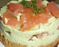 Bavarois à l'avocat et saumon fumé