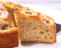 Ce gâteau “nuage” transforme des bananes trop mûres en dessert complètement irrésistible
