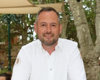 "Ce titre, il est pour elle" : David Gallienne (Top Chef) dédie son nouveau trophée à sa grand-mère