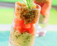 Verrine de concassé d'artichauts au quinoa et saumon fumé