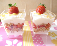 Verrines de fraises au palet breton maison