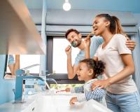 Faut-il se laver les dents avant ou après le petit déjeuner ?