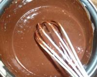 Gâteau idéal pour les fêtes de fin d'année ou pour les mordus du mélange chocolat et marrons...