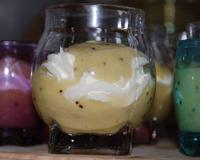 Un dessert original avec tout pleins de fruits, du mascarpone et du chocolat blanc : un mix étonnant et fondant en bouche