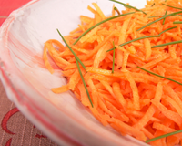 Carottes râpées, sauce légère