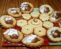 Petits sablés au Nutella et confiture de fraise