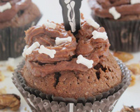 Cupcake chocolat-noisette (et os!)