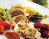 Suprême de pintade farci aux châtaignes, braisée de petits légumes