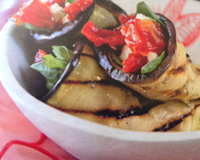 Rouleaux d'aubergine au roquefort