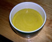 Cette soupe est très facile à faire, et cela change de la soupe de citrouille habituelle.Nous nous sommes régalés !