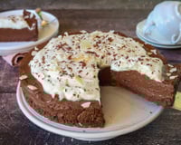 Cheesecake sans cuisson au chocolat et chantilly au coco