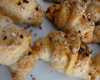 Croissants tomate et graines