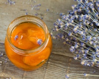 Compote d'abricots à la lavande