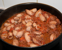 Encornets à la tomate