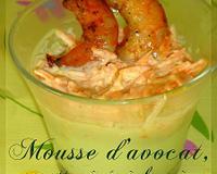 C'est à base de mousse d'avocat, de carottes râpées mélangé à de la mayonnaise fait maison et des crevettes grillés à la poêle.