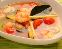 Soupe aux crevettes et à la citronnelle