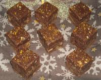 De sympathiques bouchées chocolatées et croquantes, idéales pour accompagner vos desserts de fêtes.