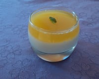 Verrine de lait de coco et gelée d'ananas