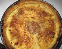 C'est la recette d'une tarte qui me vient de ma grand mère et qui se mange tres goulument.