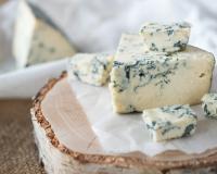 Pourquoi peut-on manger la moisissure du fromage alors qu'elle est habituellement mauvaise pour la santé ?