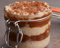 Riz au lait au caramel beurre salé facile : comment faire cette recette idéale pour faire plaisir aux enfants ce week-end !