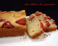 Cake aux fraises et aux pistaches économique