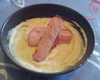 Un velouté de légumes oubliés ou peu utilisés, relevé par le goût fumé du bacon grillé.