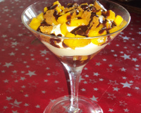 Verrine de mascarpone à la mangue,speculoos et chocolat