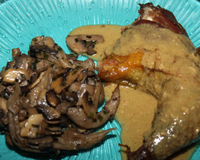 Pintade rôtie sauce au foie gras