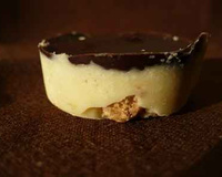 Chocolats bicolores aux éclats de biscuits