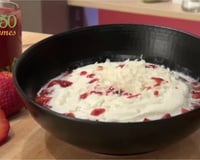 Minestrone de fraises et écume de coco