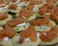 Blinis légers au saumon faussement fumé