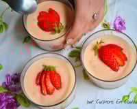 Gariguettes au sirop de basilic et mousse à la fraise tagada