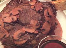 Recette Côte de bœuf marinée aux oignons dorés | 750g Recette Côte de bœuf marinée aux oignons dorés | 750g