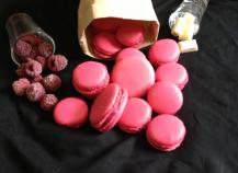 Macarons framboises