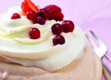 Recette Pavlova Aux Fruits Rouges D Ete En Video