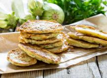 Beignets de courgettes râpées