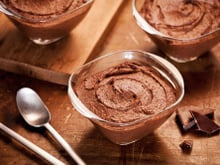 Comment faire pour que ma mousse au chocolat se tienne bien ?