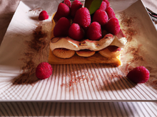 Tiramisu aux framboises savoureux