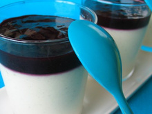 Panna-Cotta au chocolat blanc et coulis de mûres