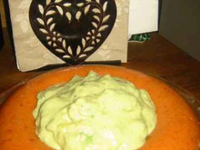 Couronne de saumon et sa couronne d'avocat