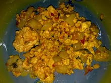 Carri œufs aux pommes de terre