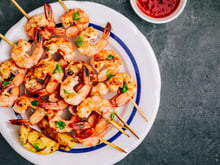 Apéro d'été : l'astuce toute simple pour régaler tout le monde avec des crevettes à moins de 5 euros