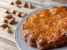 Galette des rois aux pommes parfumée au pain d'épices