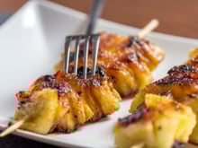 Brochettes d'ananas rôties