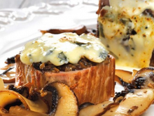 Filet mignon aux champignons gratiné au Bresse Bleu