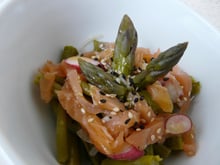 Asperges vertes et sauce mandarine