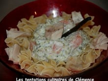 Saumon et carottes, crème de brocoli vanillée sur lit de pâtes